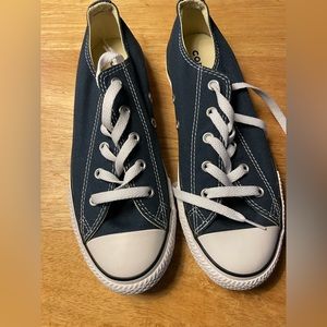 Blue Converse size Chuck Taylor All Stars size 3 Big Kids